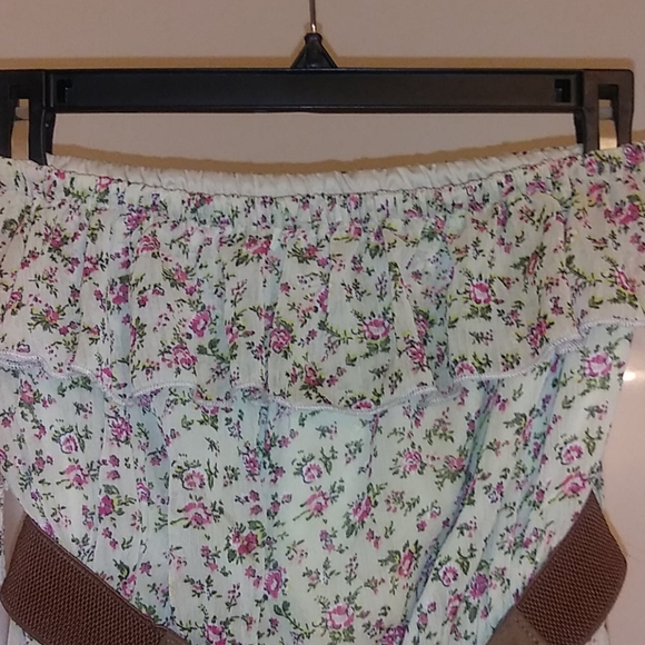 Dress - Picture 3 of 4